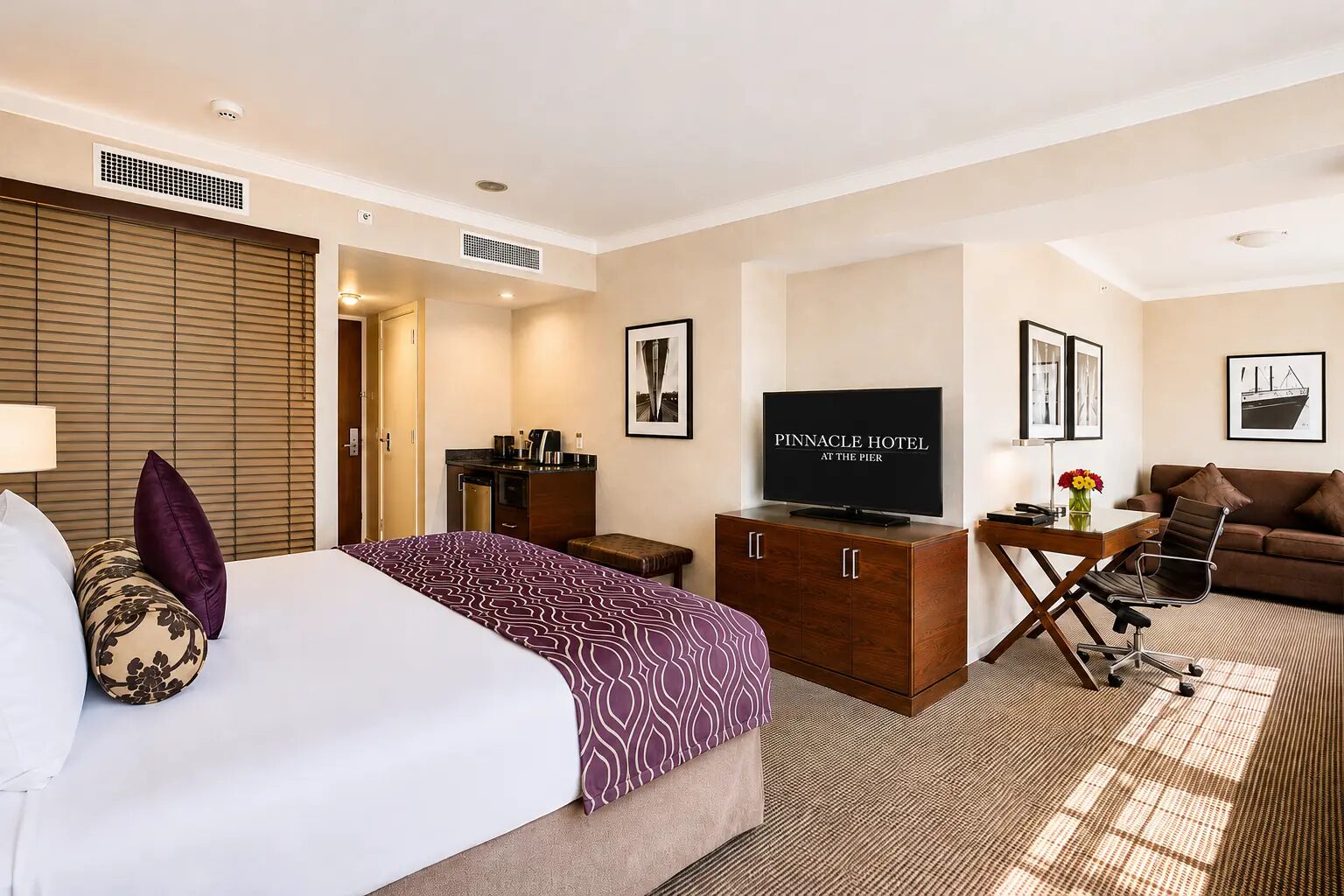 Junior Suite Mountainside with a king bed and sitting area